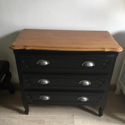 Commode style Louis Philippe